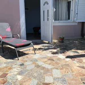 https://apartman-ana-umag.in-istria.net
