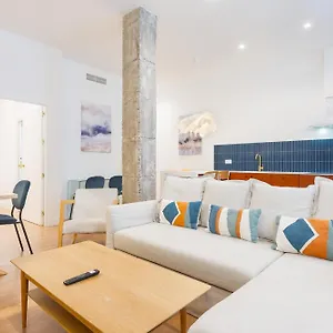 https://arroyo-3-apartments.es-andalucia.com